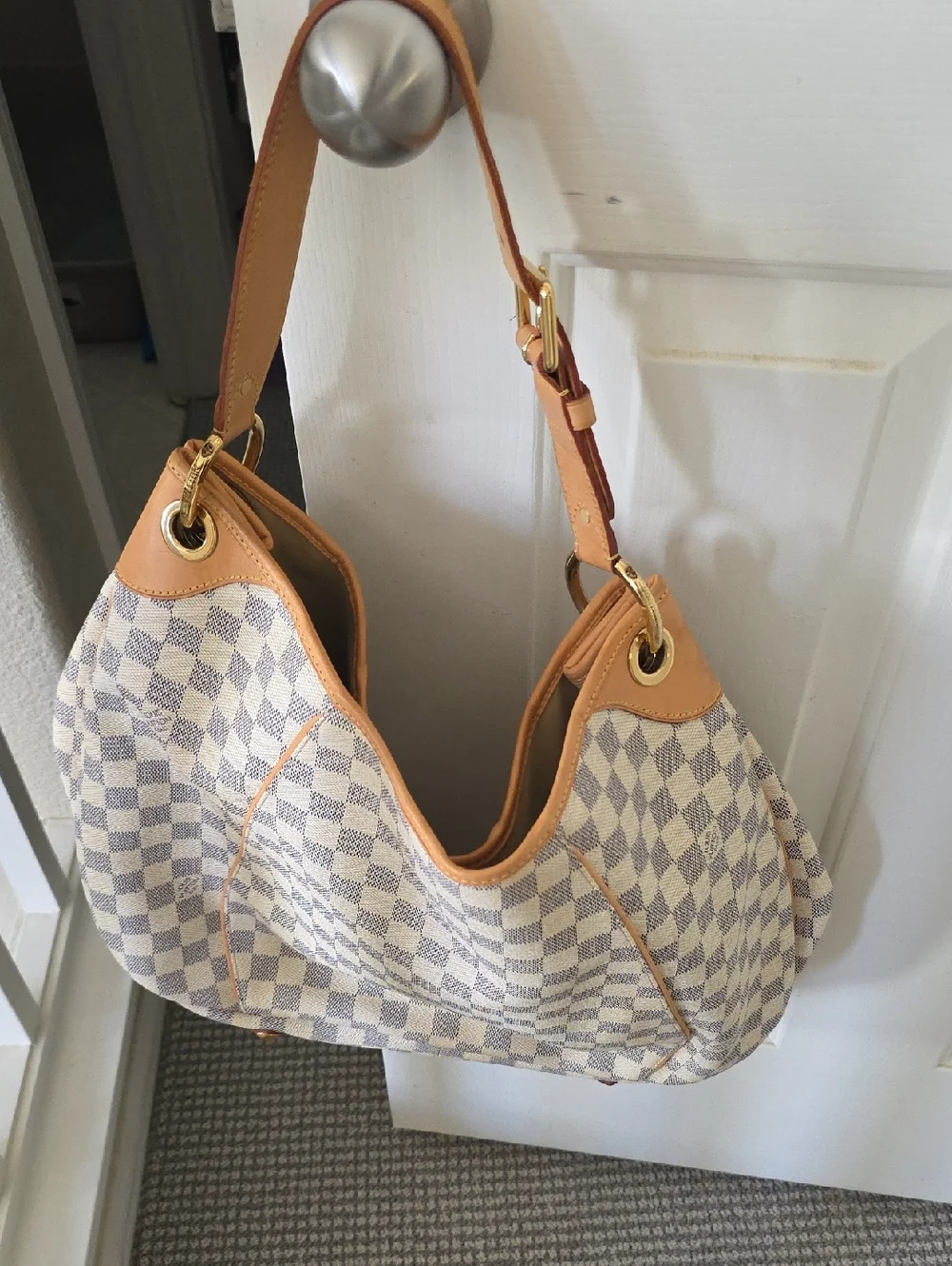BIGGEST SIZE Galliera GM Louis Vuitton Discontinued.  100% Authentic. - Picture 2 of 11